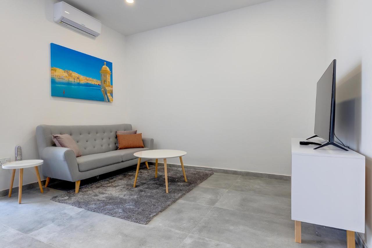 Perfect Location, Idyllic 2Br Apartment Sliema Exterior photo