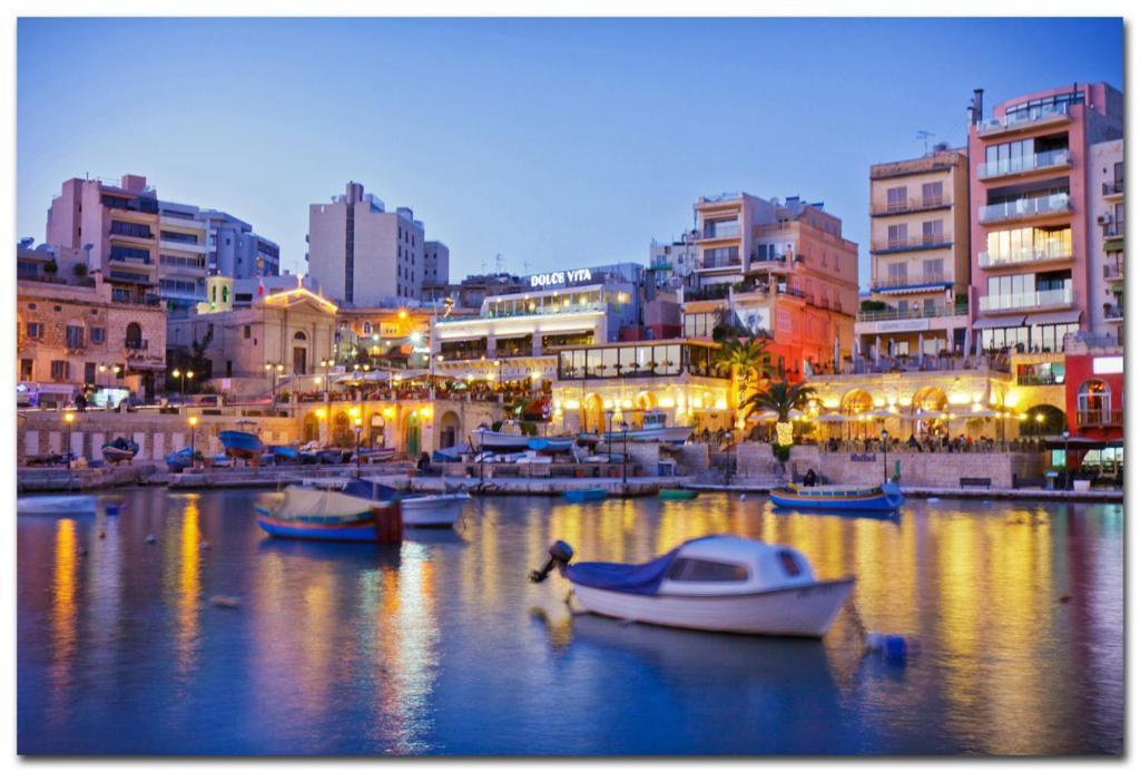 Perfect Location, Idyllic 2Br Apartment Sliema Exterior photo